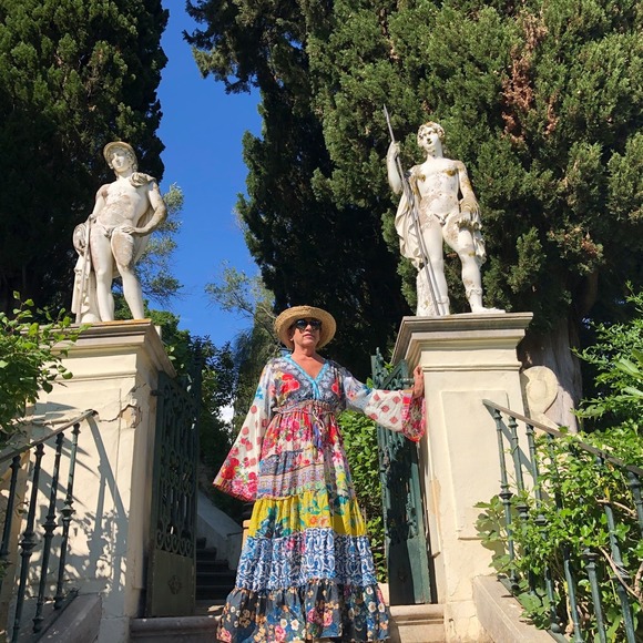 Meet your Posher, Ruth - Picture 1 of 1